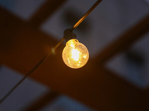 Графіки вимкнень скоротять. Які об'єкти прибрали зі списку критичної інфраструктури з безперебійним світлом?