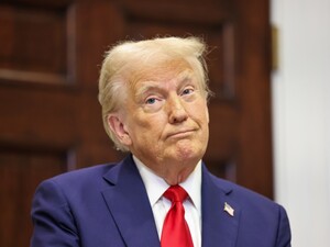 Трамп усе ж подав до суду на BBC, попри вибачення редакції