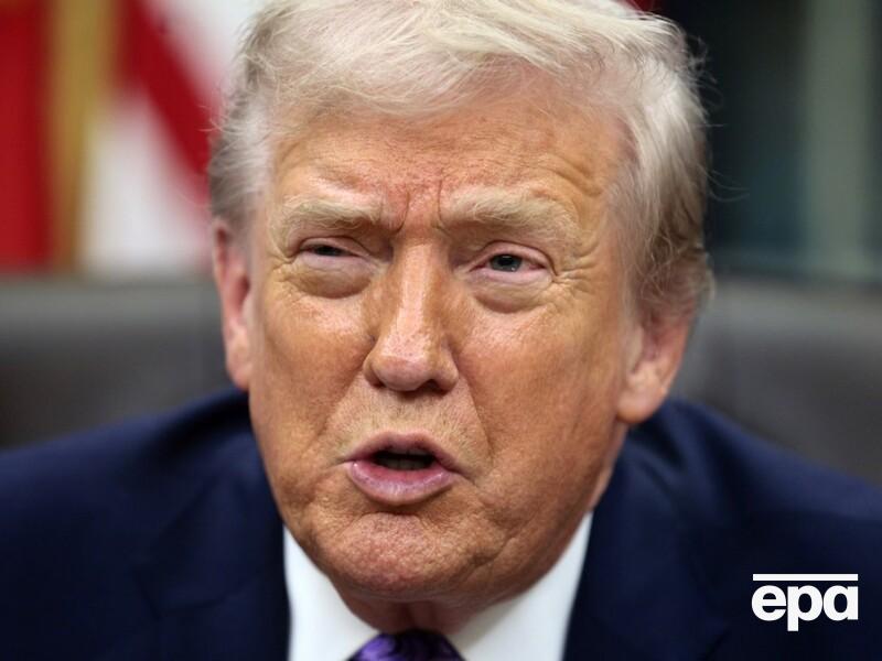 "Психолог знает больше меня". Чиновница Трампа заявила, что у него "характер алкоголика"