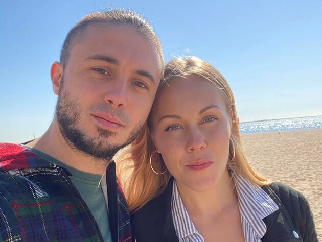 12 лет в браке и трое детей. Суд открыл производство по иску Тараса Тополи о разводе с женой