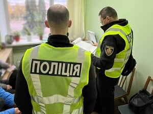 Після вбивства дитини і її матері біля Житомира слідство взялося за керівницю служби у справах дітей