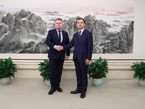 Кислица в Пекине провел переговоры 