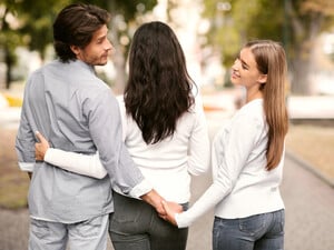 Кто такой Бортков и почему его измену Вике с Верой обсуждает даже Dantes. Хронология Threads-эпопеи