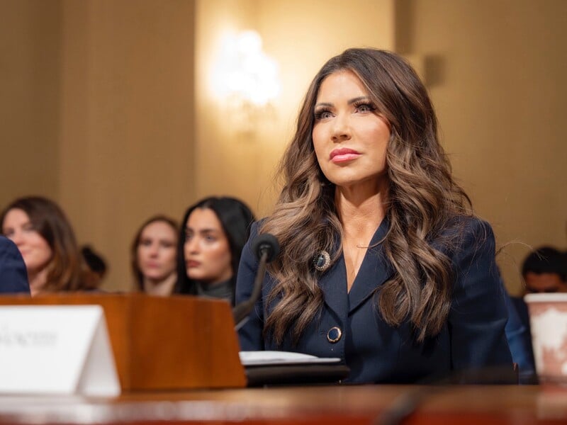 США зупинили програму розіграшу Green Card. Яка причина