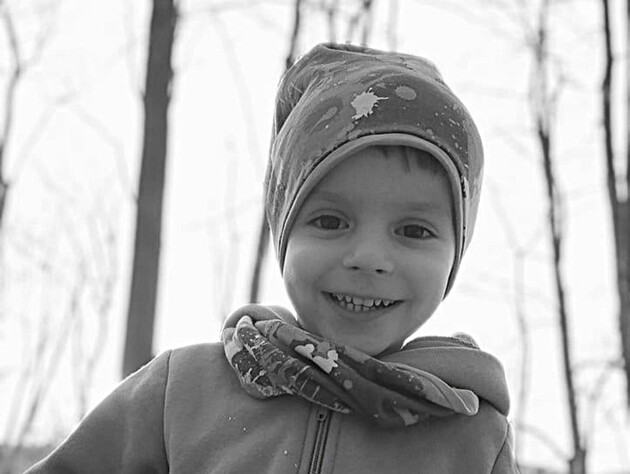 У Львові лікарку визнали винною у смерті дитини відомого бандуриста після видалення зубів, без відбування покарання