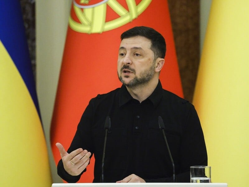 Мирного соглашения сейчас нет, его может и не быть – Зеленский