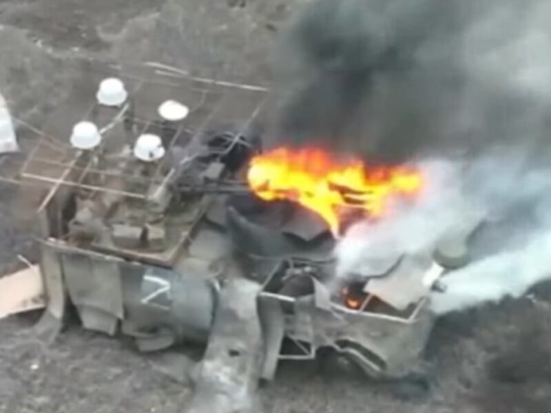 СБС зупинили штурм у Донецькій області, уразивши танковий мостоукладач МТУ-20. Відео