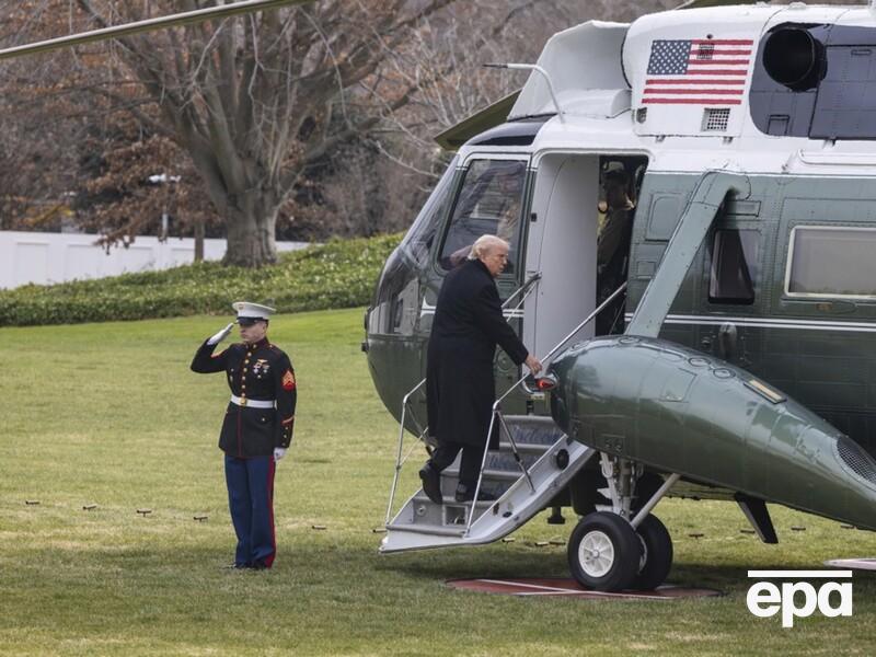 Трамп на выходные улетел во Флориду. Туда же отправился переговорщик Путина