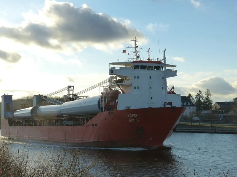 Швеція затримала підсанкційне російське судно. У чому його підозрюють?