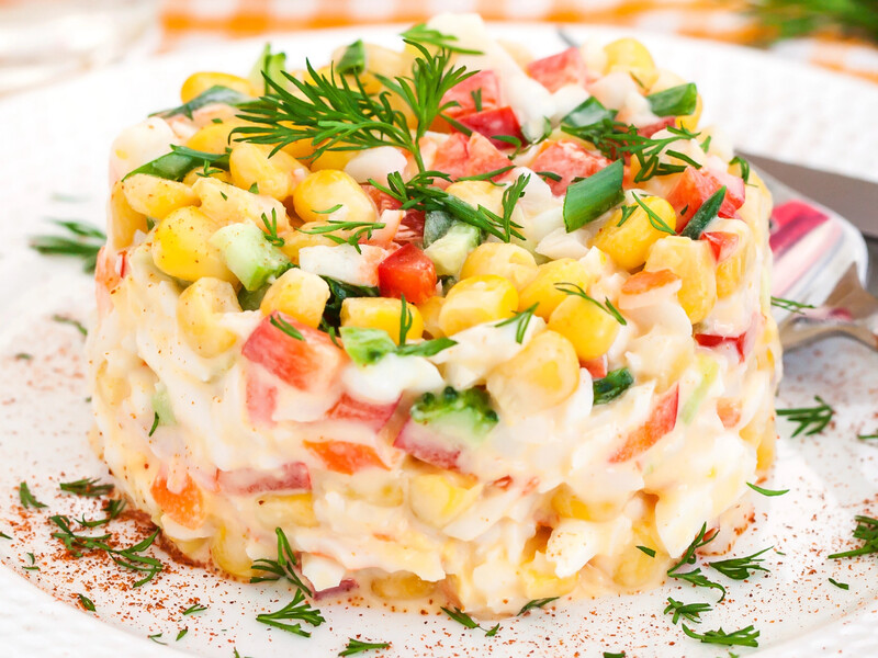 Від цього салату гості зомліють. Рецепт святкової страви для тих, кому хочеться 