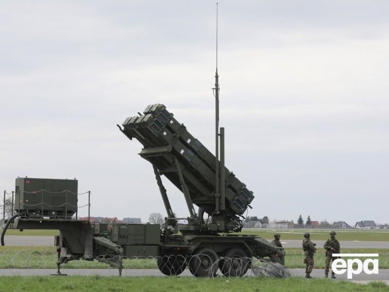 "Навіть не у США". Назвали перше місто у світі, яке повністю захищене системами Patriot. Воно неподалік України