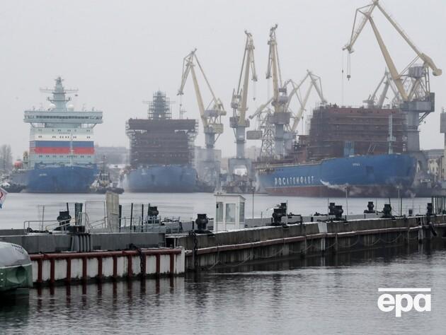 Намагаючись врятувати свою економіку, Росія вивела в Арктику всі свої атомні криголами – ЗМІ