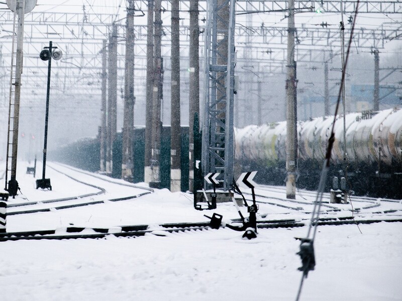 У Житомирській області – аварія вантажного й пасажирського поїздів. Є поранені, запізнюється багато рейсів
