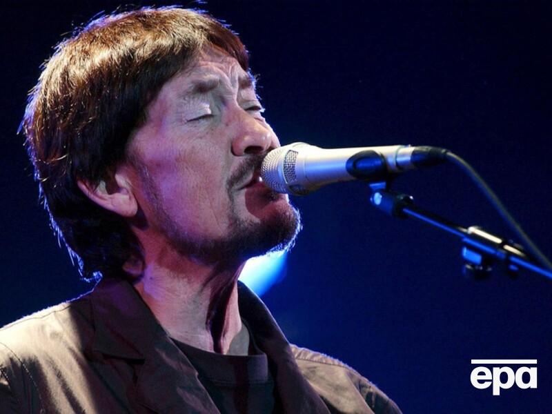 Умер Крис Ри – исполнитель всемирно известного рождественского хита