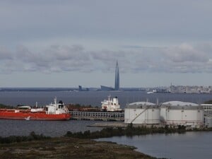 Цена на российскую нефть обвалилась до $34 за баррель