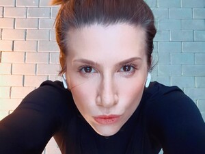 Лише дві хвилини на день – і за тиждень з'явиться помітний результат. Масаж обличчя від Луценко