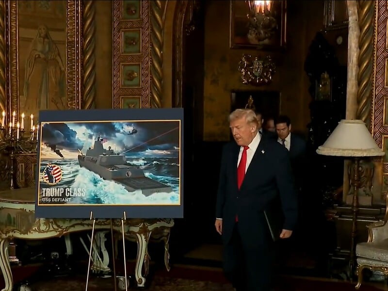 "В 100 раз мощнее любого линкора". В США построят новейшие боевые корабли класса "Трамп"