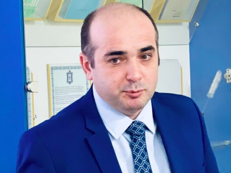 Кабмин отстранил главу Гослекслужбы после расследования СМИ