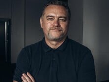 Багатьом із нас незрозуміло, як така здорова демократична країна, як США, обрала собі президентом такого, як... Трамп