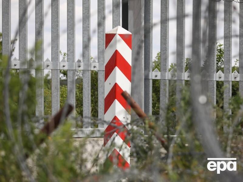 В воздушных шарах из Беларуси, из-за которых в Польше закрывали небо, нашли тысячи пачек сигарет 