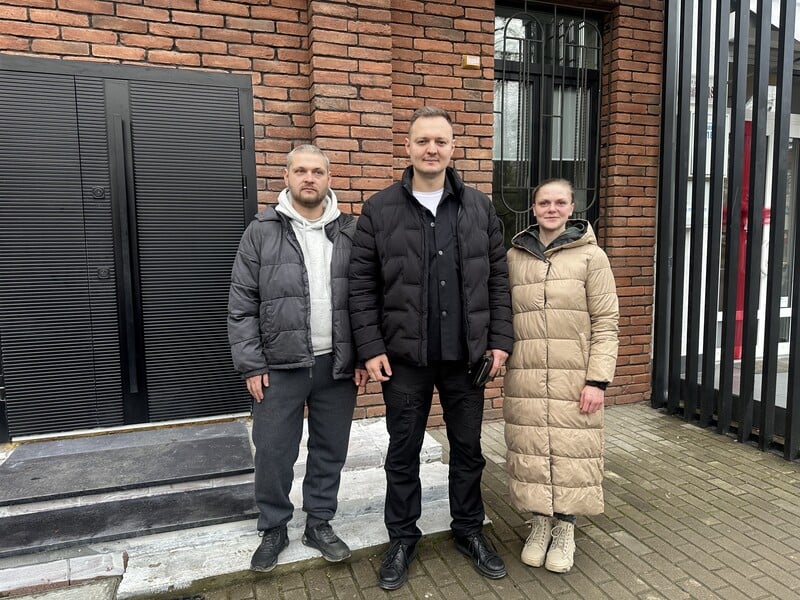 Різдвяне диво для великої сім'ї: "Труха Україна" подарувала дім переселенцям із Харківської області