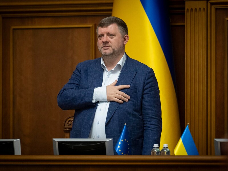 В Раде начали работу над законом о выборах в Украине. В состав рабочей группы вошли 62 человека