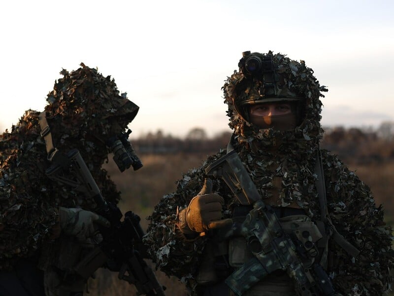 "Виходили три дні". Офіцер ЗСУ розповів журналістам, як росіяни захоплювали штаб захисників Гуляйполя