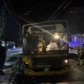 У Києві на ходу вибухнув автобус. Як це сталося?
