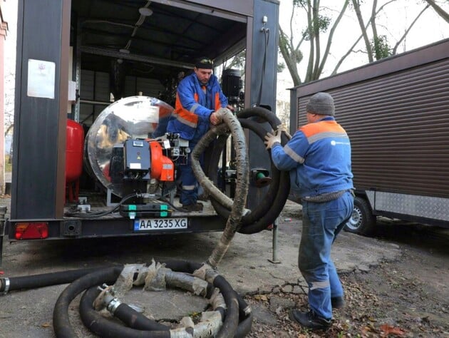 В Киеве развернули мобильные котельные для обогрева больниц
