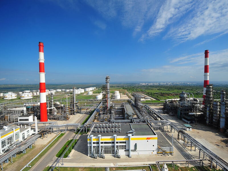 Генштаб ВСУ сообщил о поражении НПЗ в России и места хранения безэкипажных катеров в Крыму