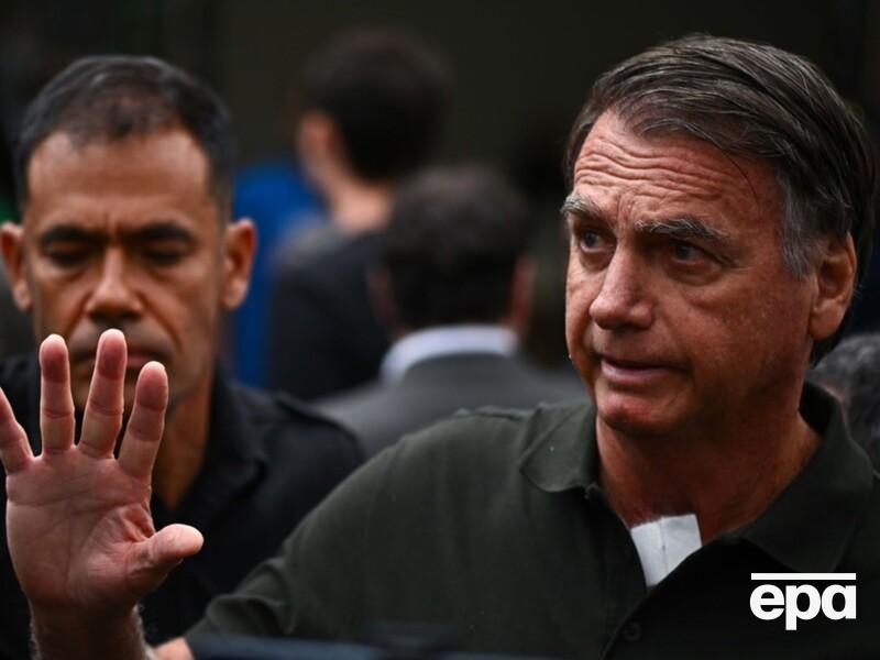 Експрезидента Бразилії Болсонару випустили із в’язниці для лікування гикавки