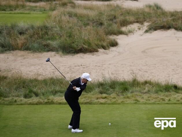 Трамп поехал играть в гольф перед встречей с Зеленским, чтобы выбить из себя разочарование – Bild