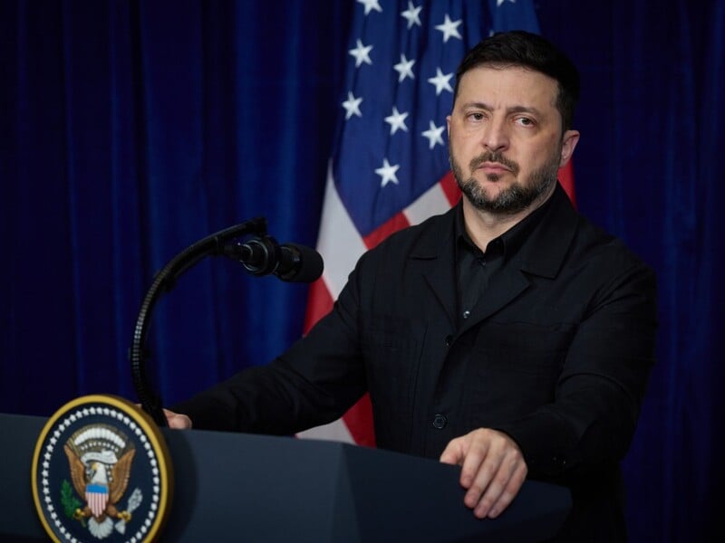 Зеленський: 20-пунктний "мирний план" потрібно закріпити на референдумі. Це означає – потрібне припинення вогню