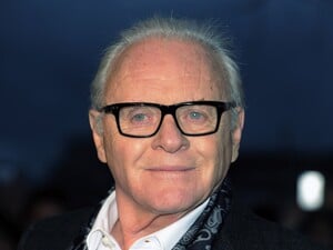 Хопкинс отпраздновал 50 лет трезвости и рассказал, после какого случая отказался от алкоголя