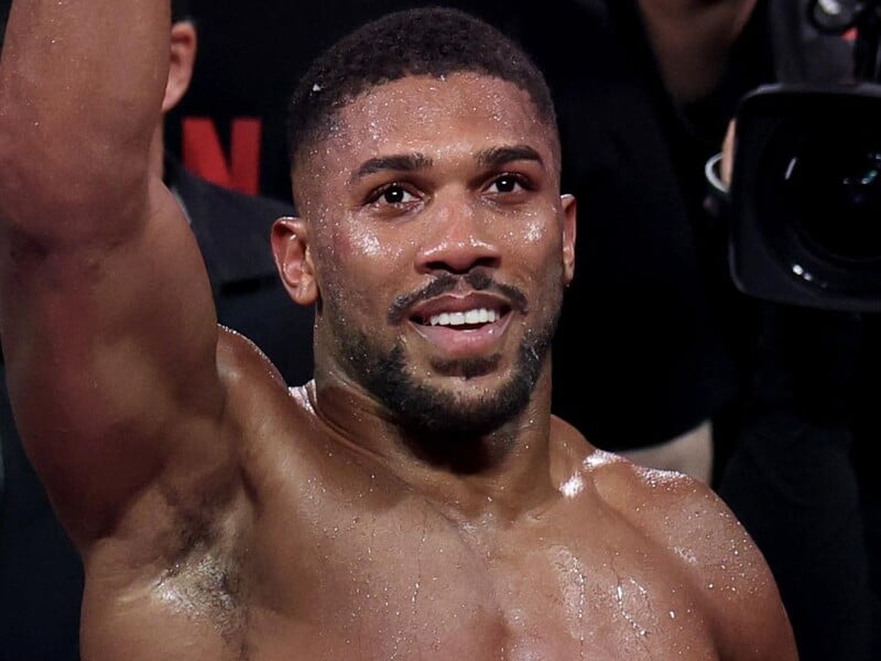 Британский супертяж Энтони Джошуа попал в смертельное ДТП в Нигерии