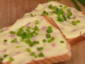 Смешайте это, варите семь минут – и получите гораздо более вкусный плавленый сыр, чем в магазине