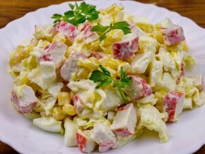 Добавьте это к крабовым палочкам – и салат удивит невероятным вкусом. Лучший рецепт