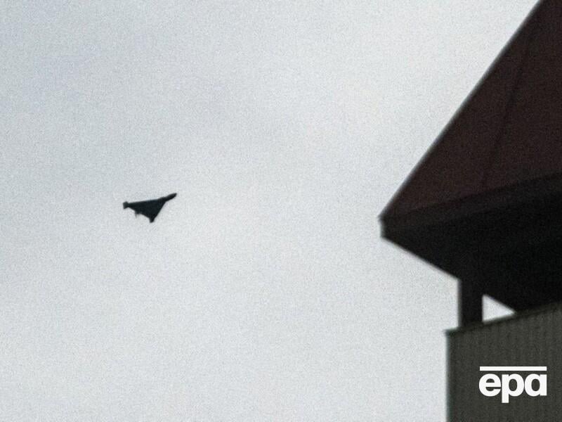 Росія масовано атакує Одесу дронами. У місті лунають вибухи, горить склад – влада