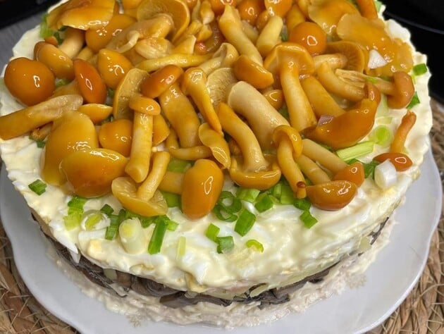 Побалуйте себя новогодним салатом 