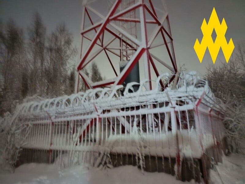 Агенти "Атеш" знищили вежу зв'язку біля авіабази в Новосибірську. Відео