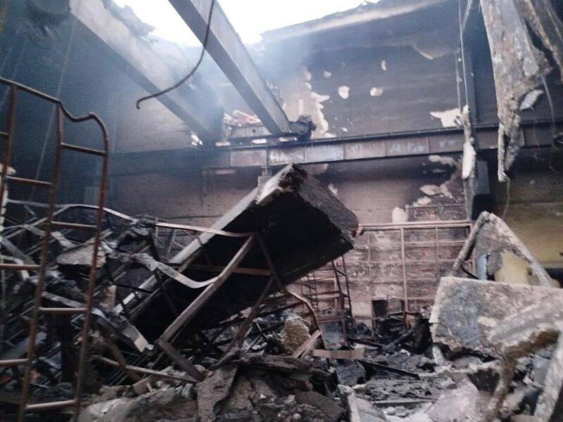 Інфраструктура "Укрзалізниці" зазнала пошкоджень під час нічної атаки РФ. Як це вплинуло на рух поїздів