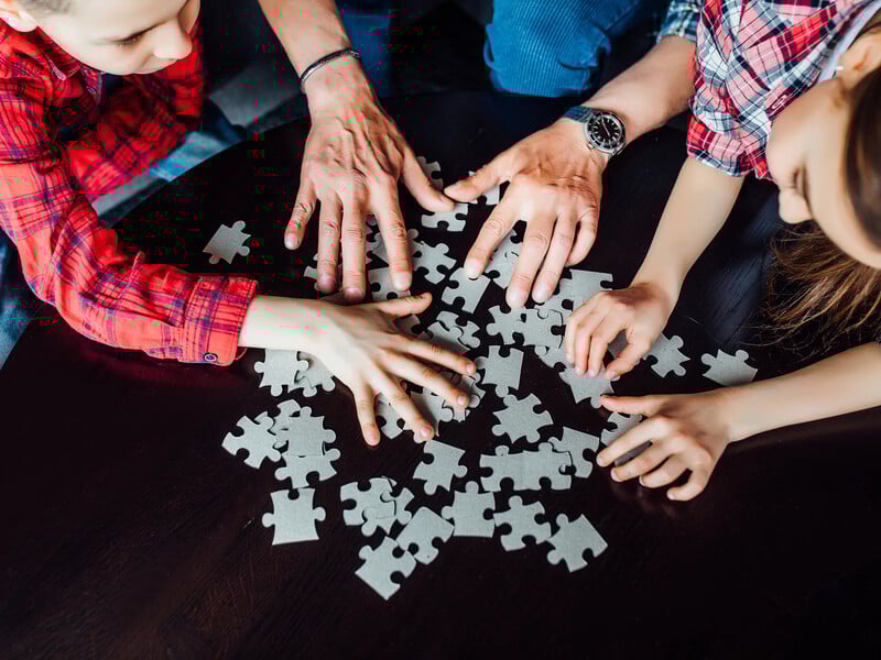 Что делать с картинами-пазлами. Три оригинальные идеи для практичного применения