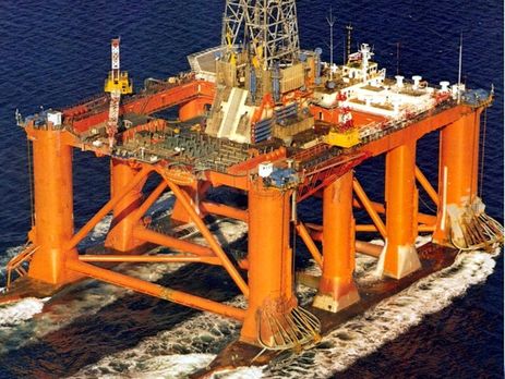 В Китае заработала самая большая в мире плавучая буровая установка