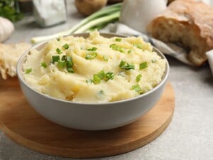 Добавьте это в самом конце – и пюре будет легкое и воздушное, словно облако. Секретный лайфхак 