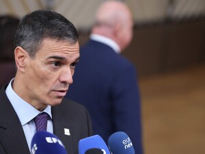 Испания не признает вмешательство в Венесуэле, которое нарушает международное право – премьер