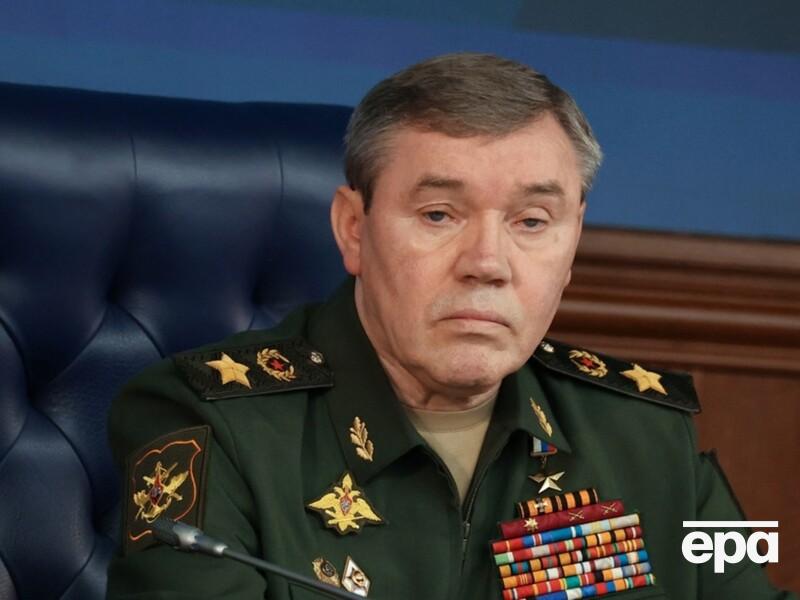 "Морда перекособоченная, тот Герасимов". ГУР перехватил эмоциональные комментарии россиянки о генерале РФ