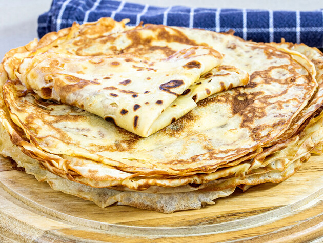 Влейте это в тесто – и блины будут очень эластичными и вкусными. Простой рецепт