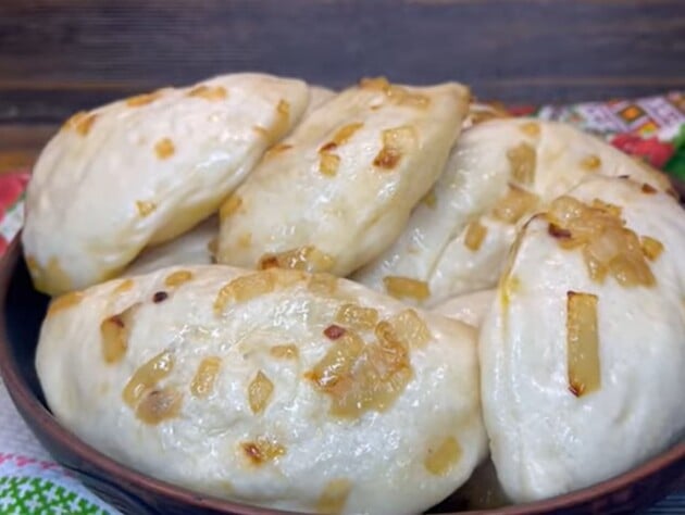 Налепите из этого воздушного теста пышных вареников. Необычный рецепт без соды и кефира