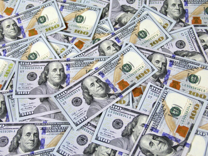 Долар дорожчає після арешту Мадуро. Bloomberg пояснює причину