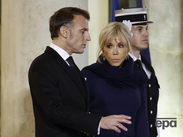 У Франції засудили учасників кібербулінгу першої леді